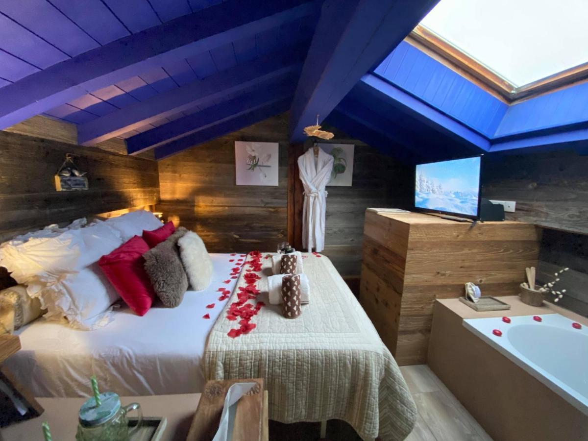 מונטריון Micro-Lodge, Le Petit Nid D'Amour מראה חיצוני תמונה