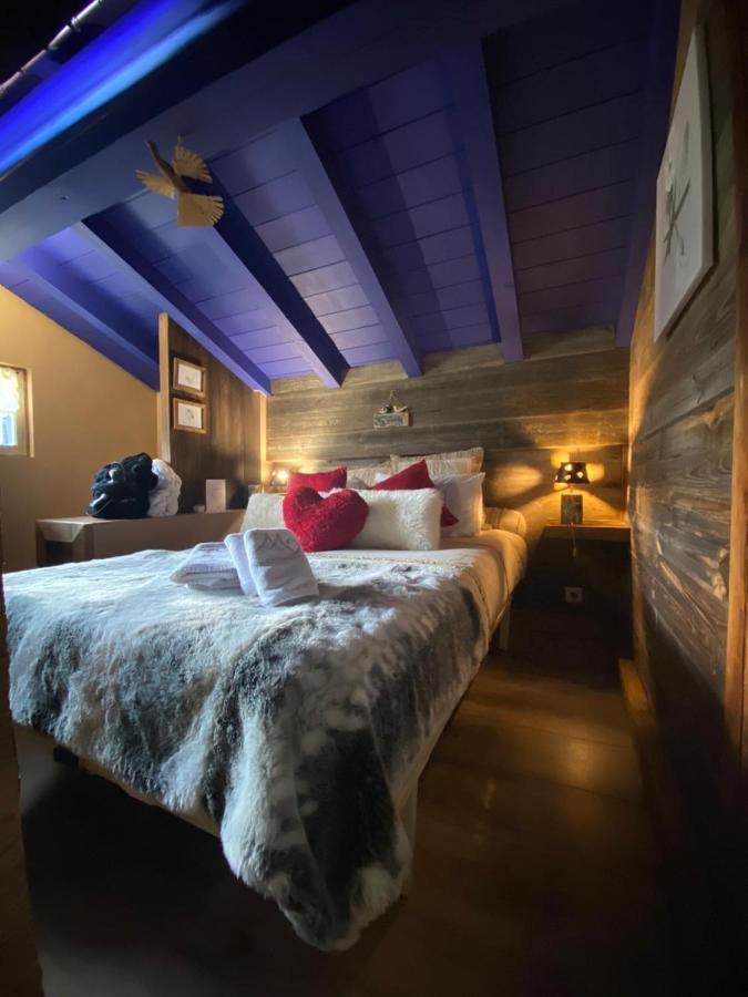 מונטריון Micro-Lodge, Le Petit Nid D'Amour מראה חיצוני תמונה